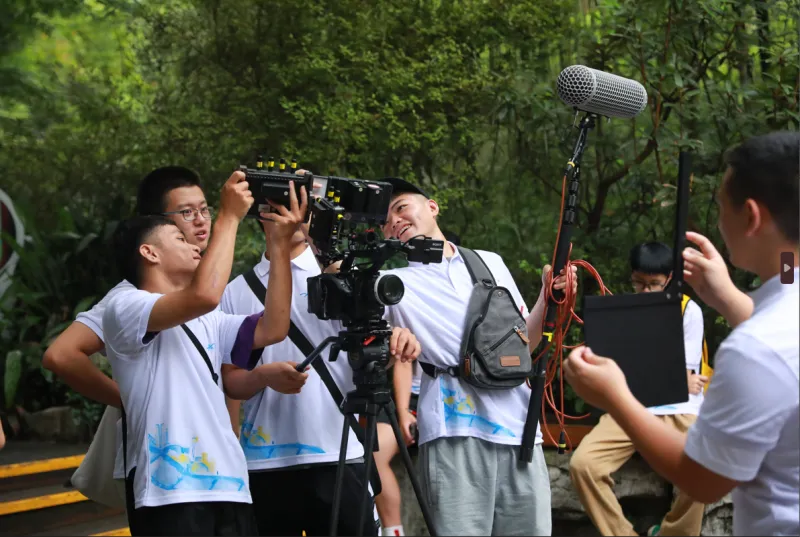 征集 一座魅力之城,“一人一伴”想邀请两岸少年再次介绍她 征集 一座魅力之城,“一人一伴”想邀请两岸少年再次介绍她
