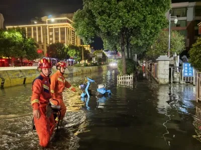 暴雨突袭全力守护!昭通消防紧急出动救援