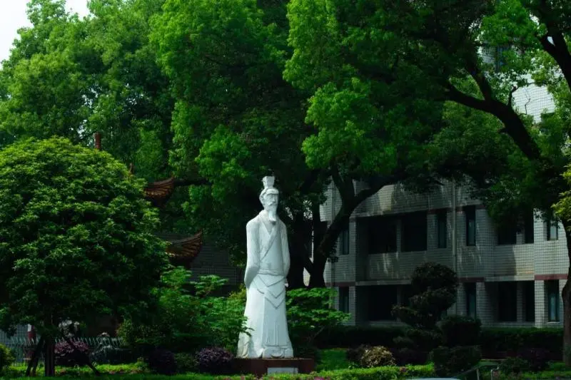 湘潭县中医医院组织开展中医药文化展示研学游活动 湘潭县中医医院组织开展中医药文化展示研学游活动