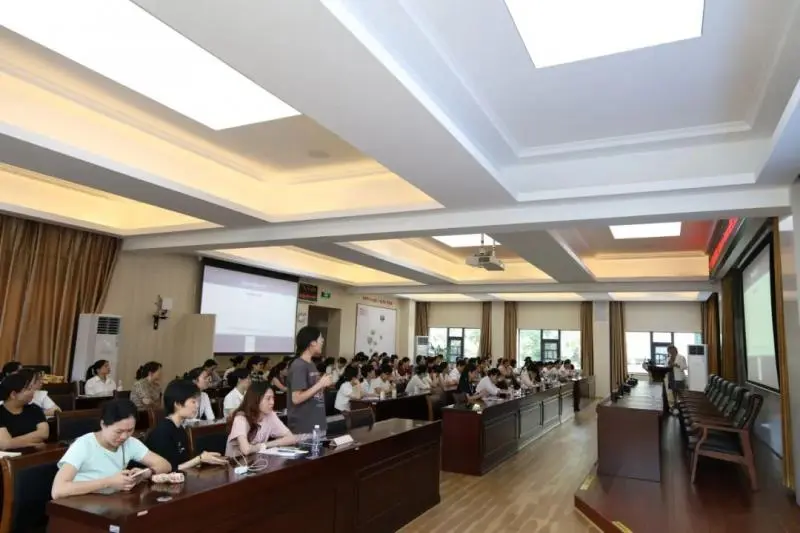 【中心医院·医者红】太City了吧!惠景再次接轨国际,这一次是因为…… 【中心医院·医者红】太City了吧!惠景再次接轨国际,这一次是因为……