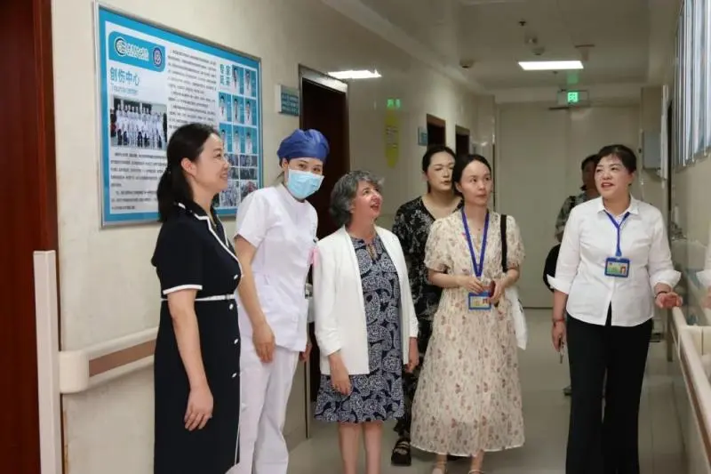 【中心医院·医者红】太City了吧!惠景再次接轨国际,这一次是因为…… 【中心医院·医者红】太City了吧!惠景再次接轨国际,这一次是因为……