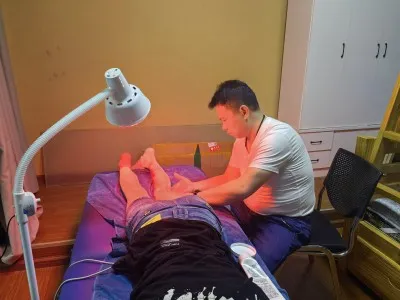 仁心仁术:中医针灸师徐荣的助残善举