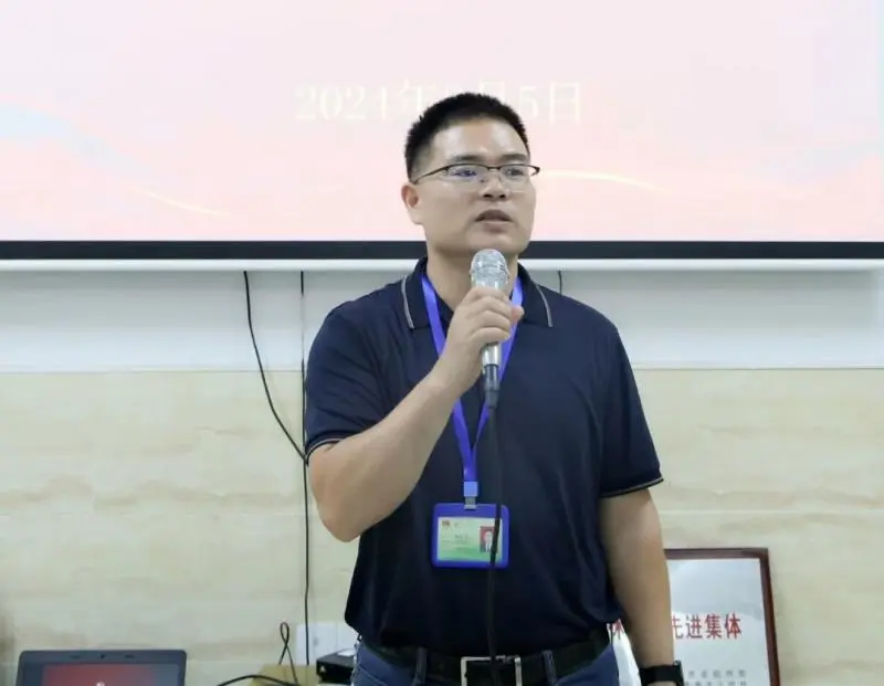 【中心医院·医者红】心系老干部,高温送“清凉” 【中心医院·医者红】心系老干部,高温送“清凉”
