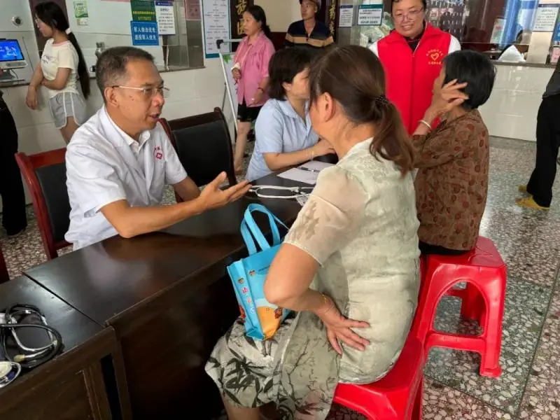 名中医团队进基层之“杨氏骨科、刘氏内科、赵氏针灸、皮氏肛肠 ”系列义诊活动通知 名中医团队进基层之“杨氏骨科、刘氏内科、赵氏针灸、皮氏肛肠 ”系列义诊活动通知