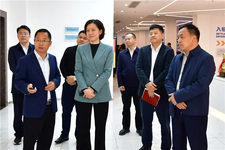 推进校地共建!雨湖区与驻潭高校签署多项合作协议 推进校地共建!雨湖区与驻潭高校签署多项合作协议