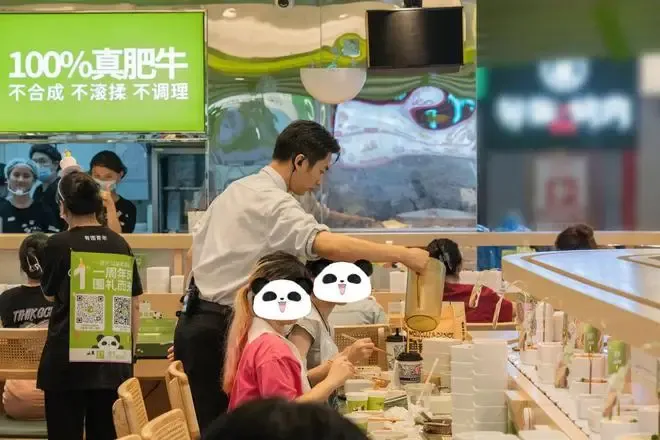 呷哺呷哺迎来最强劲敌?小火锅赛道跑出黑马,年开直营门店50家 呷哺呷哺迎来最强劲敌?小火锅赛道跑出黑马,年开直营门店50家