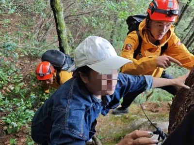 古城消防快速营救苍山迷路游客