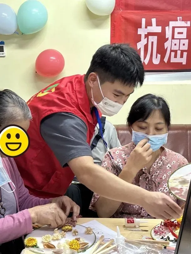 【中心医院·医者红】今年,我们用“三个一”点亮你的中秋 【中心医院·医者红】今年,我们用“三个一”点亮你的中秋