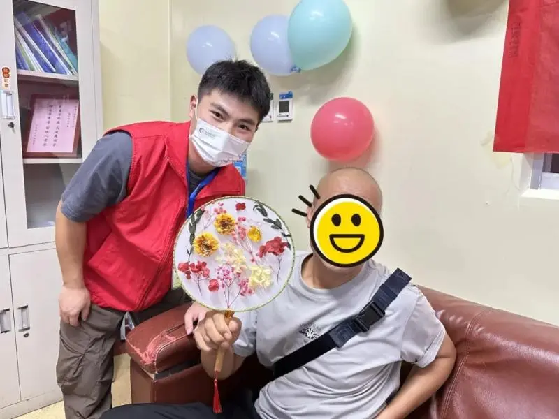 【中心医院·医者红】今年,我们用“三个一”点亮你的中秋 【中心医院·医者红】今年,我们用“三个一”点亮你的中秋