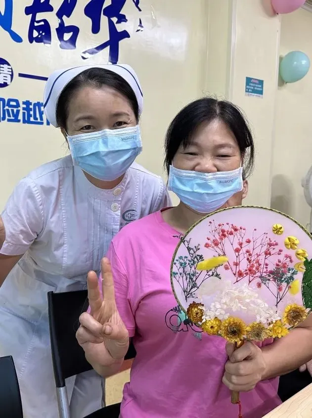 【中心医院·医者红】今年,我们用“三个一”点亮你的中秋 【中心医院·医者红】今年,我们用“三个一”点亮你的中秋