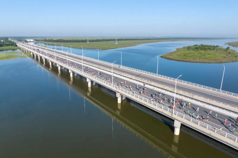8000名跑者在宁河欢乐开跑 欢度中秋佳节 8000名跑者在宁河欢乐开跑 欢度中秋佳节