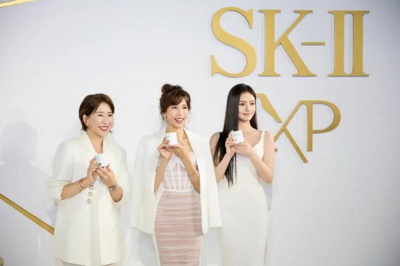 SK-II 全新LXP 匠心系列上市,首场沉浸式五感新品发布体验“PITERA™与时为友”与你共赴匠心艺境 SK-II 全新LXP 匠心系列上市,首场沉浸式五感新品发布体验“PITERA™与时为友”与你共赴匠心艺境