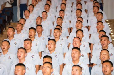 云南消防举办庆祝中华人民共和国成立75周年交响音乐会