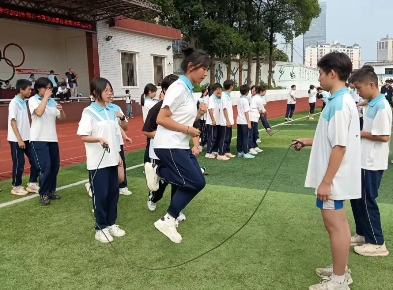 五育并举展风采 运动赛场燃激情//湘潭市第三中学2024年体育节暨第69届校秋季田径运动会 五育并举展风采 运动赛场燃激情//湘潭市第三中学2024年体育节暨第69届校秋季田径运动会