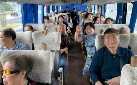 最美夕阳红，致敬老教师 ——湘潭市第十一中学重阳节活动报道