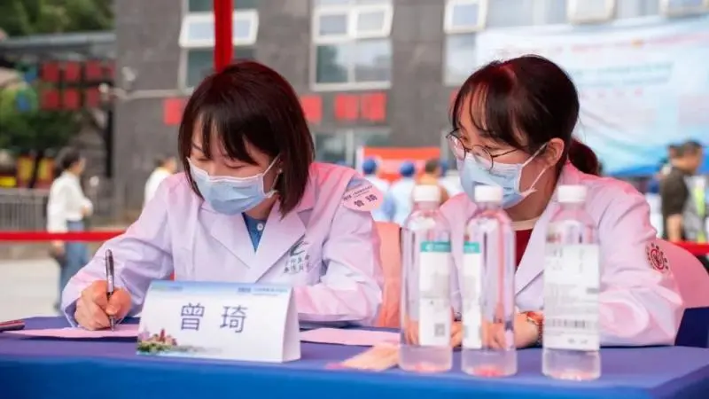 【大病不出市】“人民好医生”公益义诊行十周年,这一站,湘潭! 【大病不出市】“人民好医生”公益义诊行十周年,这一站,湘潭!