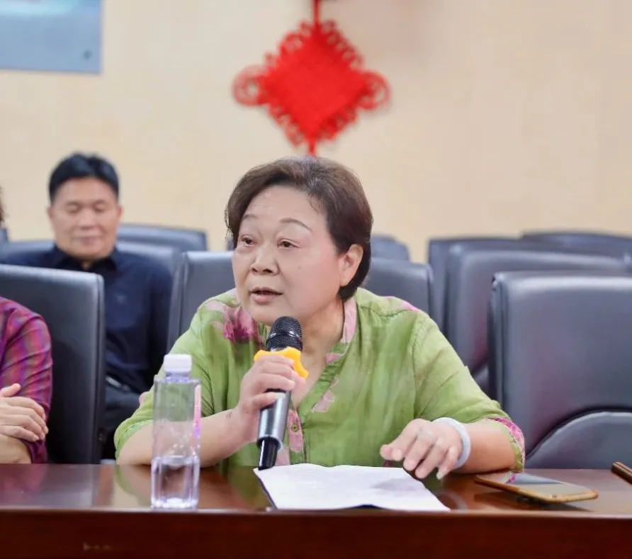 情暖重阳，爱满金秋——湘潭县人民医院开展重阳节系列活动