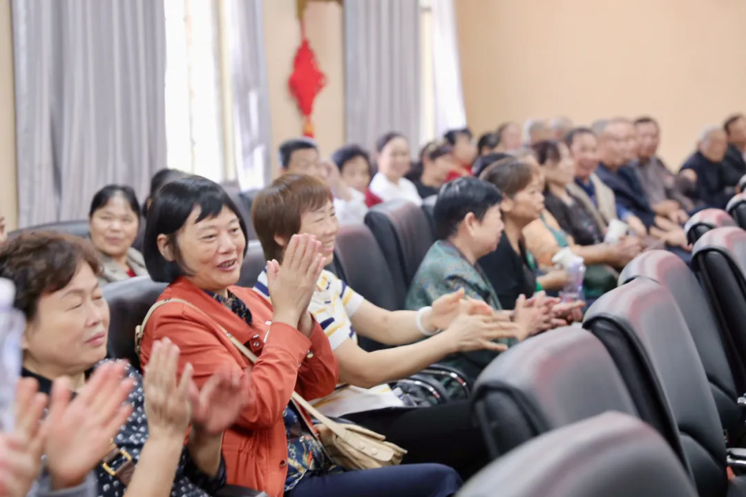 情暖重阳，爱满金秋——湘潭县人民医院开展重阳节系列活动
