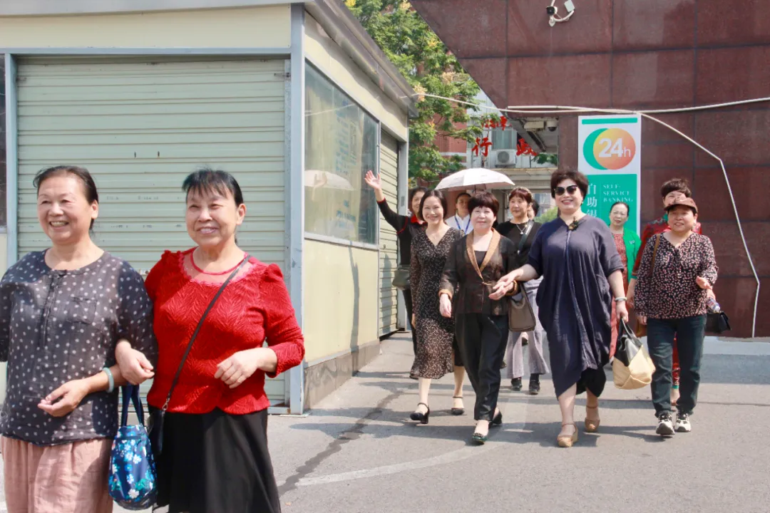情暖重阳，爱满金秋——湘潭县人民医院开展重阳节系列活动