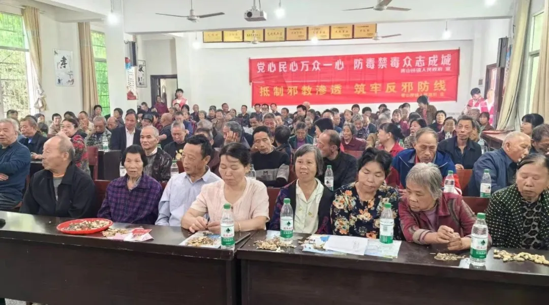 情暖重阳，爱满金秋——湘潭县人民医院开展重阳节系列活动