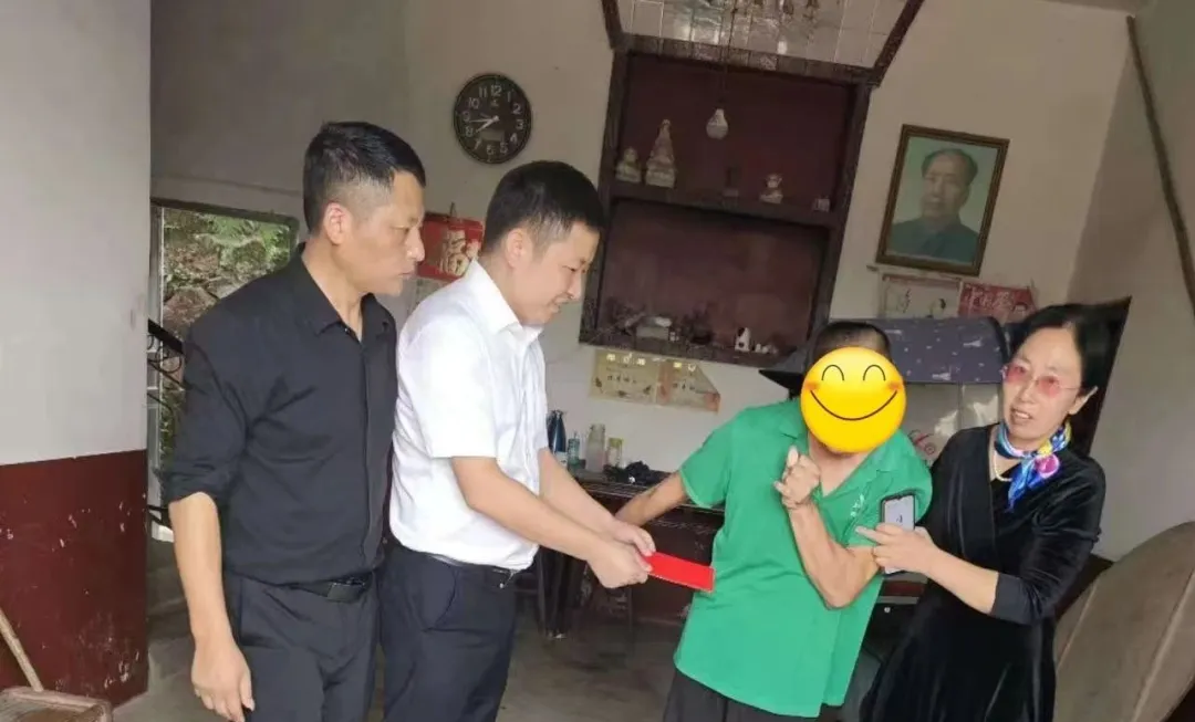 情暖重阳，爱满金秋——湘潭县人民医院开展重阳节系列活动
