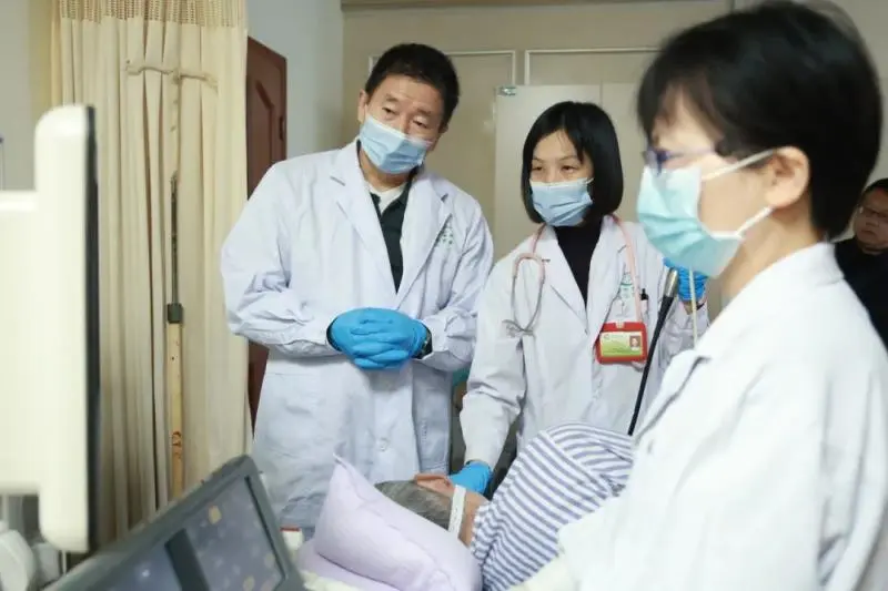 【大病不出市】@所有人!请转给下一个有需要的“张嗲嗲”~ 【大病不出市】@所有人!请转给下一个有需要的“张嗲嗲”~