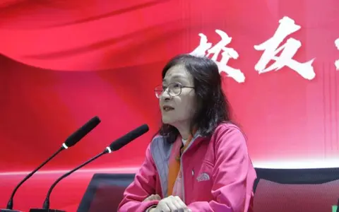 科学之光照亮求知之路 ——湘机中学举办优秀校友回访母校座谈会