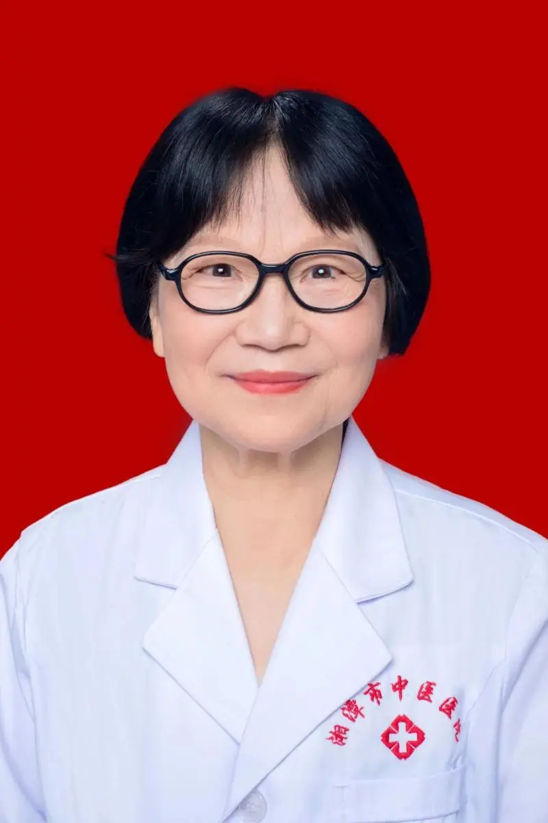 我院杨韵琴正骨传承工作室获评湘潭市传统技能大师工作室 我院杨韵琴正骨传承工作室获评湘潭市传统技能大师工作室