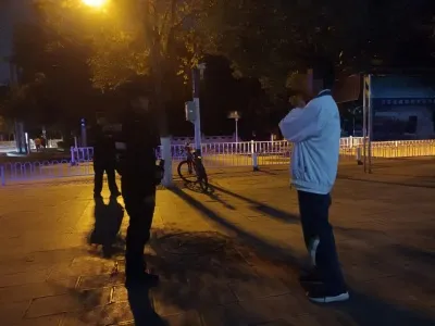 孩子害怕责骂离家出走 特警多方寻找暖心开解