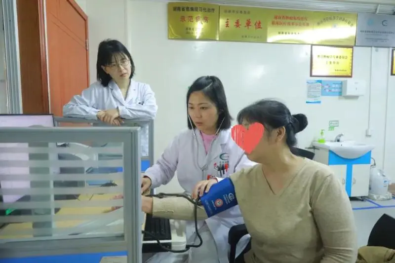 【大病不出市】便秘多年确诊癌症 耄耋老人选择相信我们! 【大病不出市】便秘多年确诊癌症 耄耋老人选择相信我们!