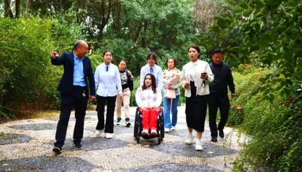 传递冠军力量!残奥冠军郭玲玲分享励志故事!
