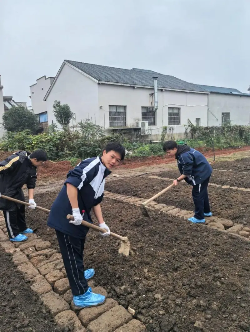 湘潭市大中小学思政引领一体化——农耕文化研学活动 湘潭市大中小学思政引领一体化——农耕文化研学活动