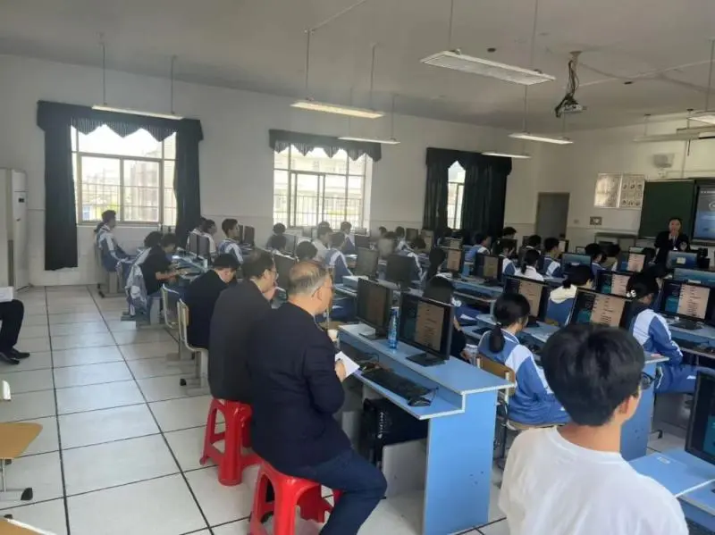 督导评估如春风,潭中教育启新程!——湘潭市第一中学顺利接受湘潭市教育局高中阶段实地督导评估的报道 督导评估如春风,潭中教育启新程!——湘潭市第一中学顺利接受湘潭市教育局高中阶段实地督导评估的报道