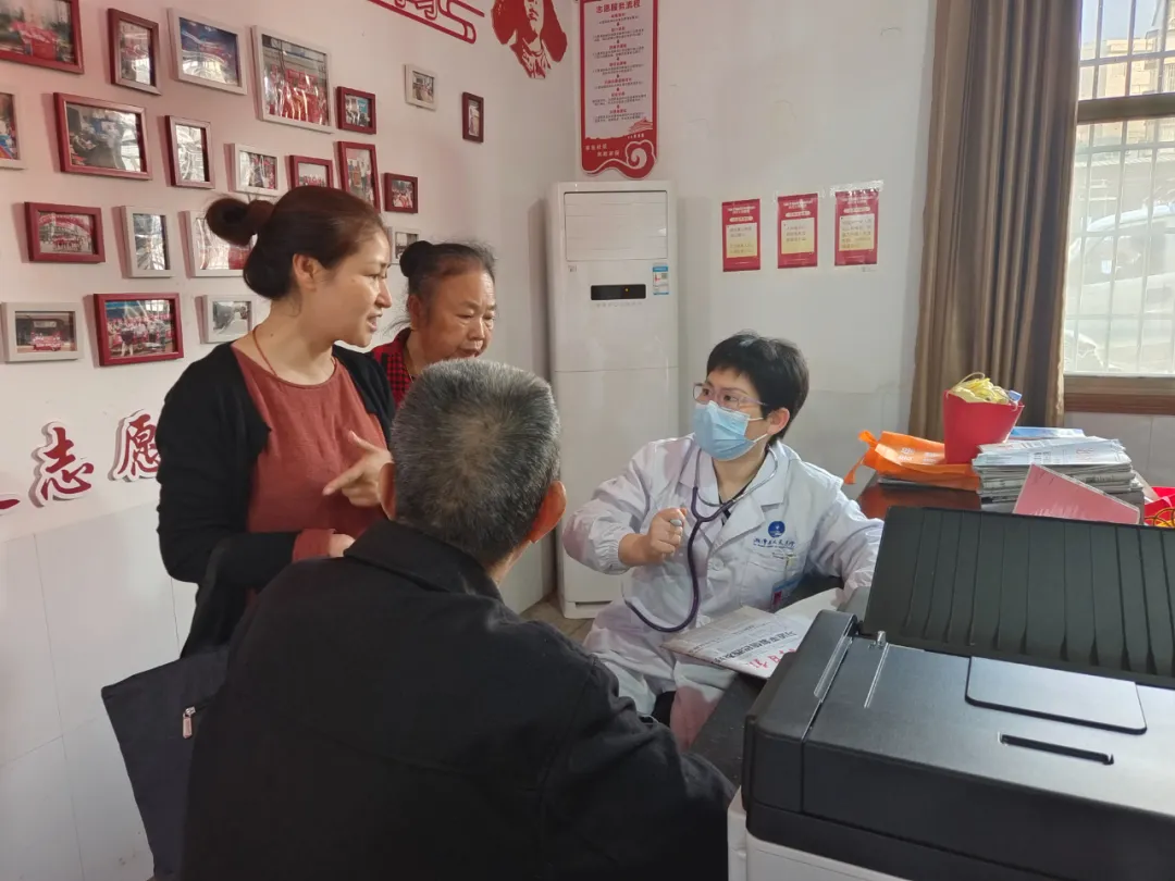 湘潭县人民医院:“糖尿病与幸福感”主题活动,传递温暖与健康 湘潭县人民医院:“糖尿病与幸福感”主题活动,传递温暖与健康