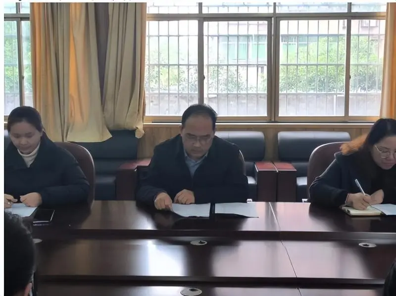 精准分析备中考 砥砺奋进创佳绩 精准分析备中考 砥砺奋进创佳绩