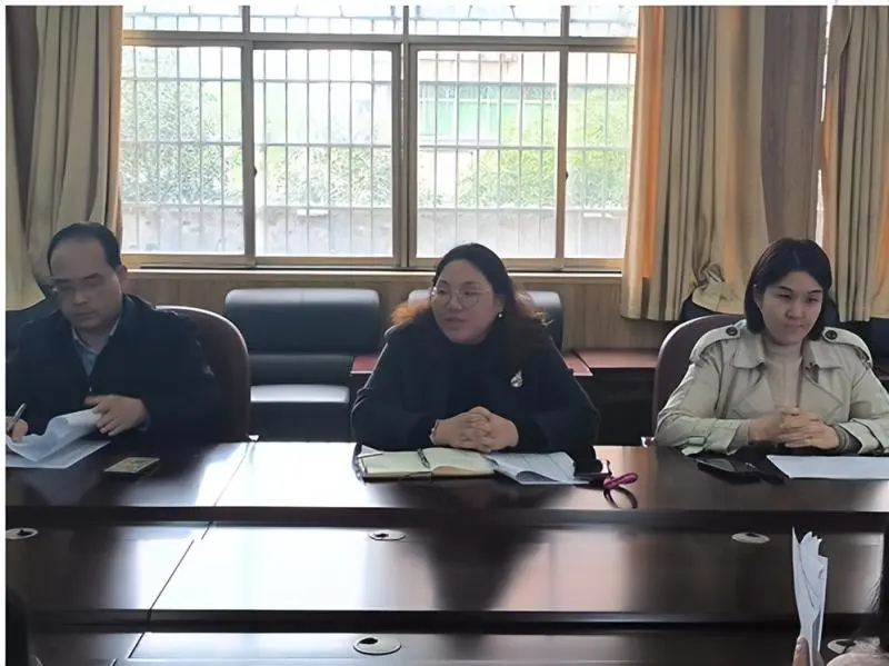 精准分析备中考 砥砺奋进创佳绩 精准分析备中考 砥砺奋进创佳绩