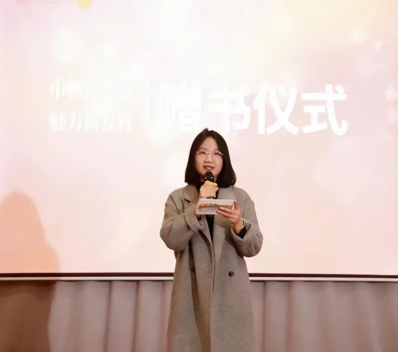 砥砺前行不负韶华 勇攀高峰追求卓越 ——记湘潭联通优秀青年人才杨柳 砥砺前行不负韶华 勇攀高峰追求卓越 ——记湘潭联通优秀青年人才杨柳