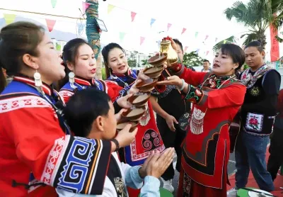 湖滨巧家长街宴:民俗盛宴,文化新章