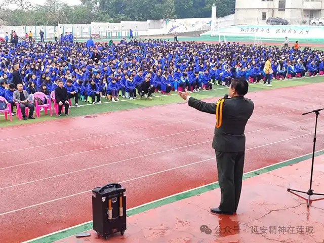 传承红色基因 点亮青春梦想——湘潭市延研会新时代红歌传唱 弘扬延安精神活动走进湘潭县职校