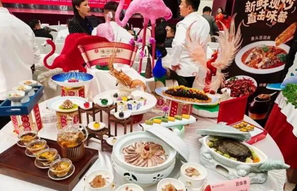第二届“豫鉴国台•豫菜杯”河南省餐饮行业职业技能竞赛圆满闭幕