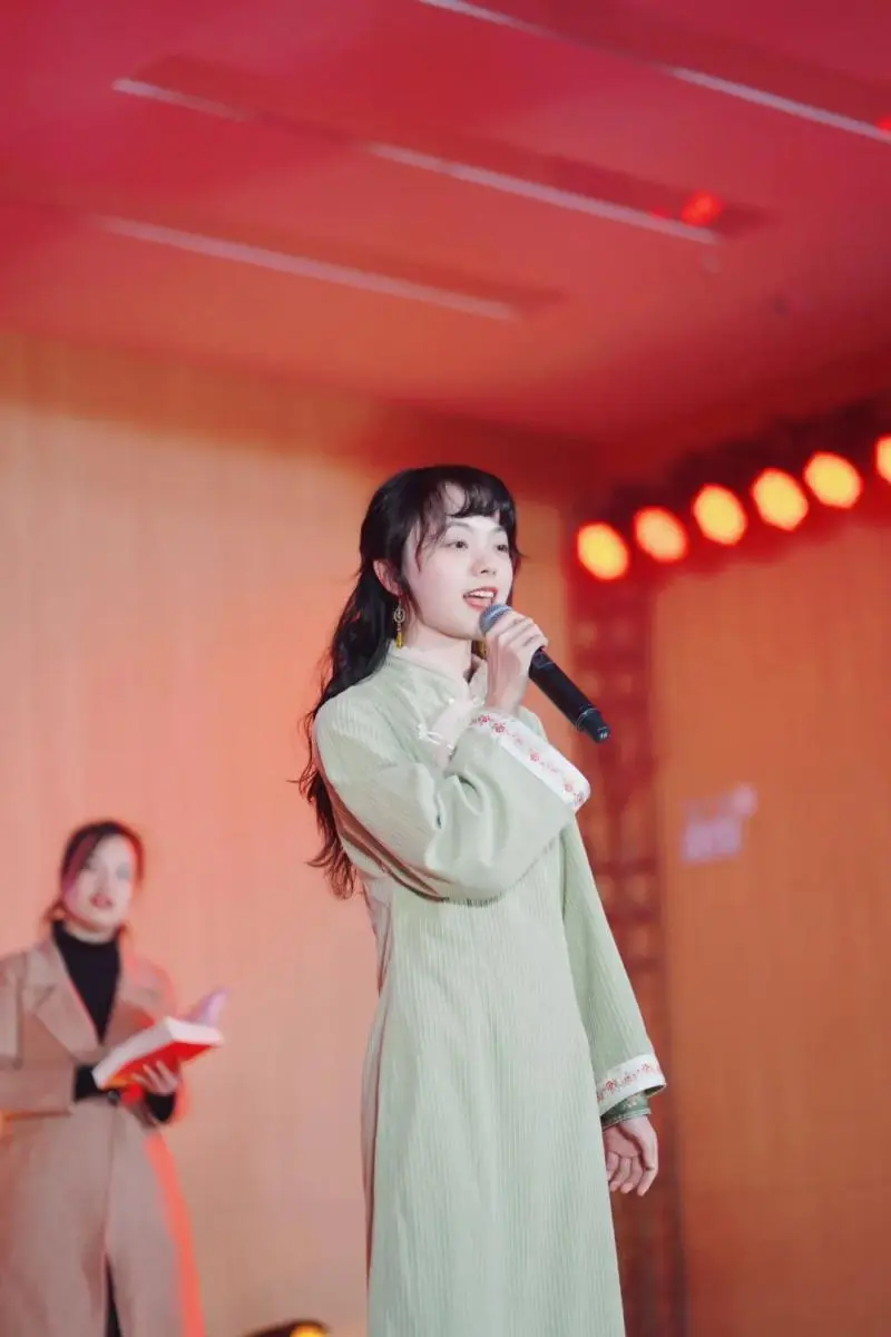 活力潭中,“艺”起绽放——湘潭市一中举行首届青年教师才艺大赛 活力潭中,“艺”起绽放——湘潭市一中举行首届青年教师才艺大赛