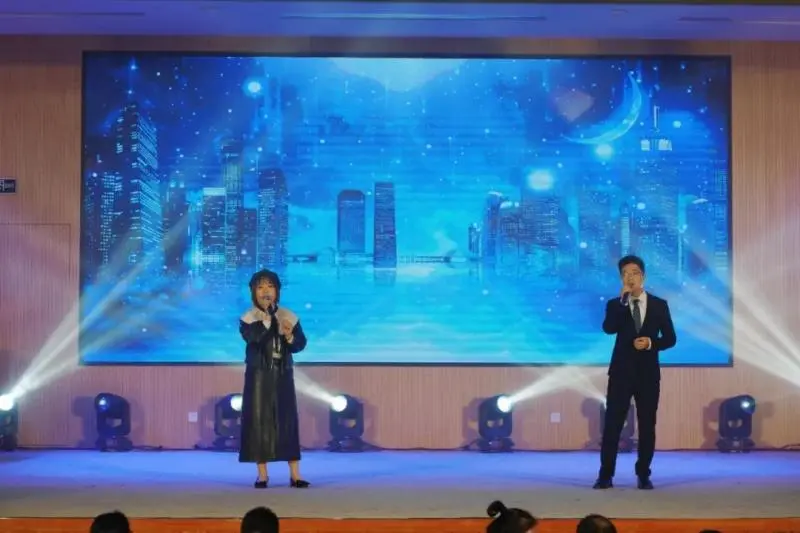活力潭中,“艺”起绽放——湘潭市一中举行首届青年教师才艺大赛 活力潭中,“艺”起绽放——湘潭市一中举行首届青年教师才艺大赛
