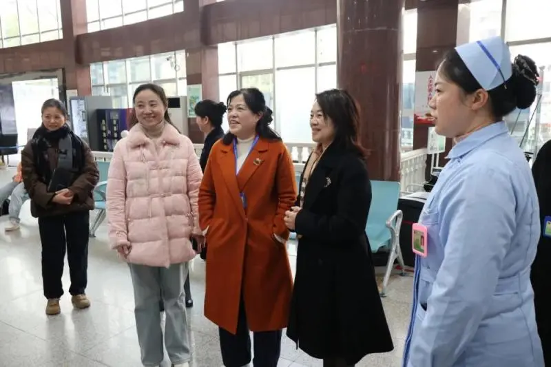 【中心医院·医者红】专家“问诊把脉”，赋能惠景护理学科发展