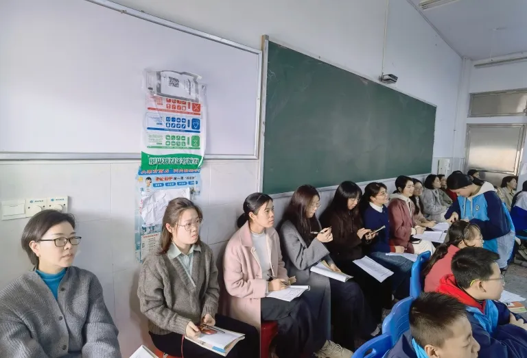 思政赋能课堂 大赛竞绽芳华 ——湘机中学举办学科思政融合教学比武大赛