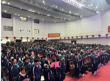 词咏山河志,缅怀领袖风 ——湘潭市第二中学毛泽东诗词思政课 词咏山河志,缅怀领袖风 ——湘潭市第二中学毛泽东诗词思政课