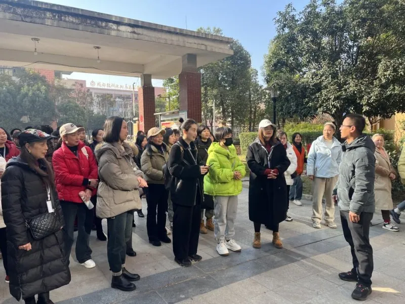 两地社区携手共进·交流共谱治理新篇 ——金壁社区馨竹苑小区接待大面街道分水社区骨干参访交流 两地社区携手共进·交流共谱治理新篇 ——金壁社区馨竹苑小区接待大面街道分水社区骨干参访交流