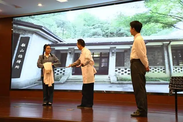 传承红色文化，培育红色工匠——湖南电气职业技术学院开展红色文化进校园活动