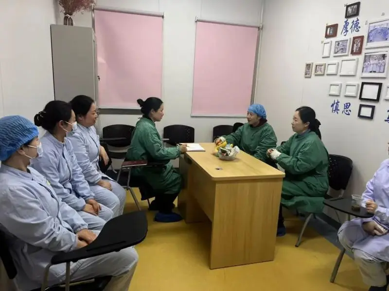 共话静脉安全输液新理念——第十五届静脉输液风险防范学习班圆满举办 共话静脉安全输液新理念——第十五届静脉输液风险防范学习班圆满举办