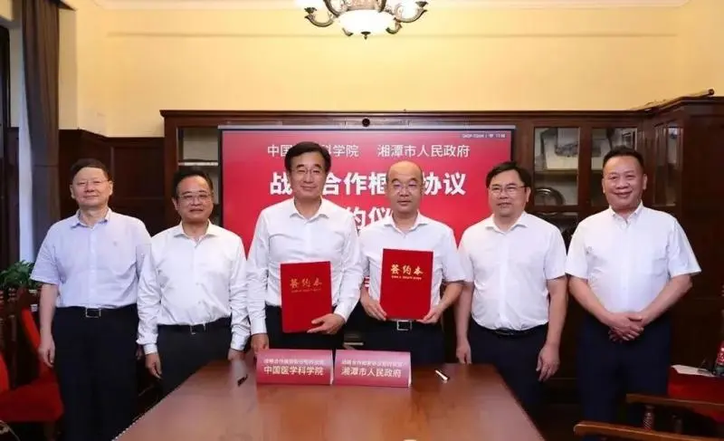 【中心医院·医者红】院士领衔!这一国家级项目有序推进 【中心医院·医者红】院士领衔!这一国家级项目有序推进