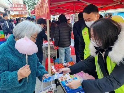 太和街道明通路社区开展“移风易俗树新风”新春活动